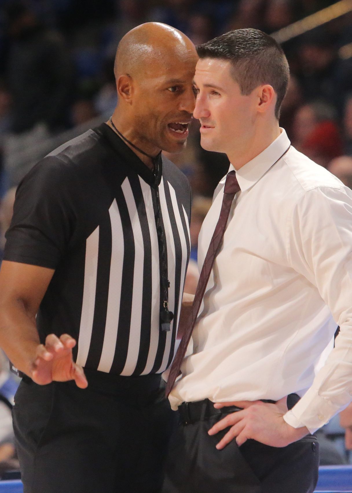 The Billikens and Salukis battle at Chaifetz Arena